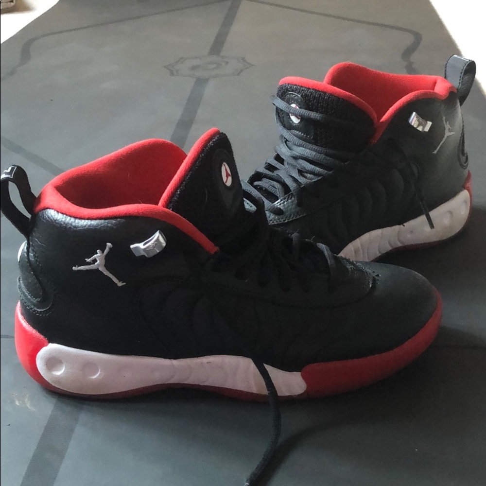 High Top Jordan sneakers